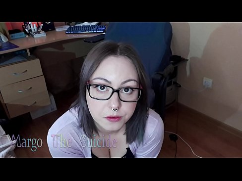 ❤️ Sexig tjej med glasögon suger Dildo djupt på kamera ❤️ Porno at porn sv.porno-fuq.ru ❤
